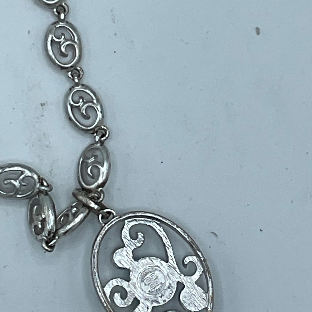 “GIVENCHY” VINTAGE Designer Statement Piece Costume Jewellery. - Picture 8 of 14
